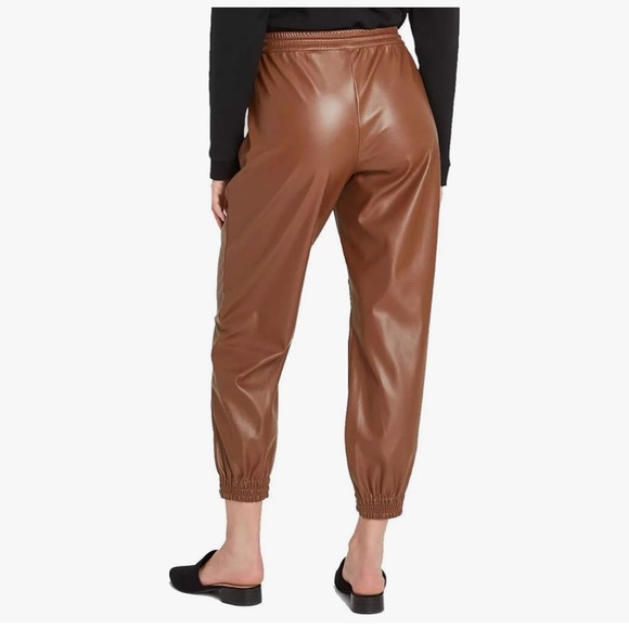 NWOT A New Day Faux Leather Jogger Pants sz M - Picture 3 of 6
